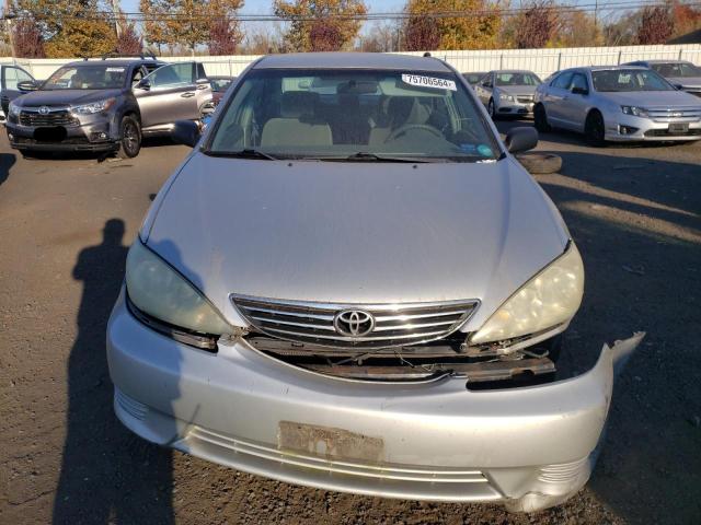 Photo 5 from auction – 2005 TOYOTA CAMRY LE with VIN 4T1BE32K85U382056
