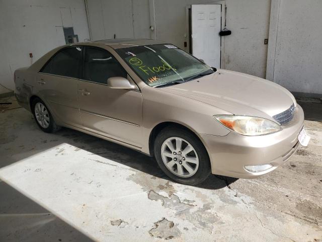 Photo 4 from auction – 2004 TOYOTA CAMRY LE with VIN 4T1BF30K24U569212