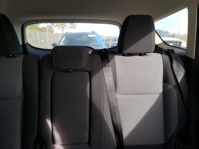 Photo 10 from auction – 2017 FORD ESCAPE SE with VIN 1FMCU9G90HUE90191