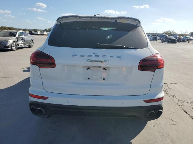 Photo 6 from auction – 2016 PORSCHE CAYENNE SE with VIN WP1AE2A2XGLA64037