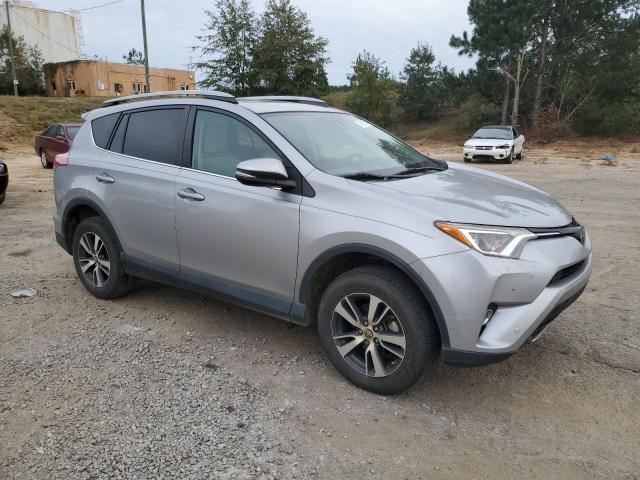 Photo 4 from auction – 2017 TOYOTA RAV4 XLE with VIN 2T3WFREV4HW403875