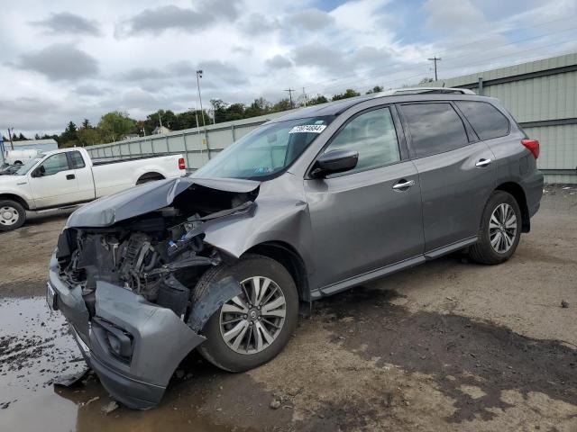 NISSAN PATHFINDER 2017 with VIN 5N1DR2MM4HC629170 - Photo from auction