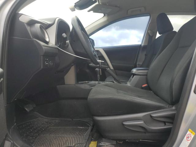 Photo 7 from auction – 2017 TOYOTA RAV4 LE with VIN 2T3ZFREV1HW344023