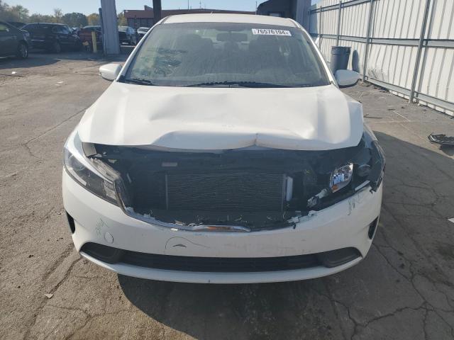 Photo 5 from auction – 2018 KIA FORTE LX with VIN 3KPFK4A70JE176157