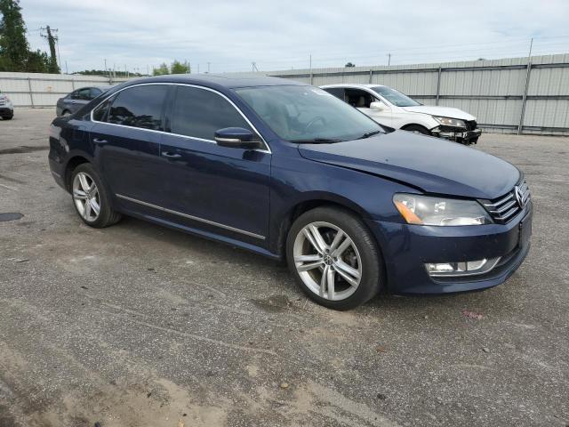 Photo 4 from auction – 2015 VOLKSWAGEN PASSAT SE with VIN 1VWBT7A30FC058504