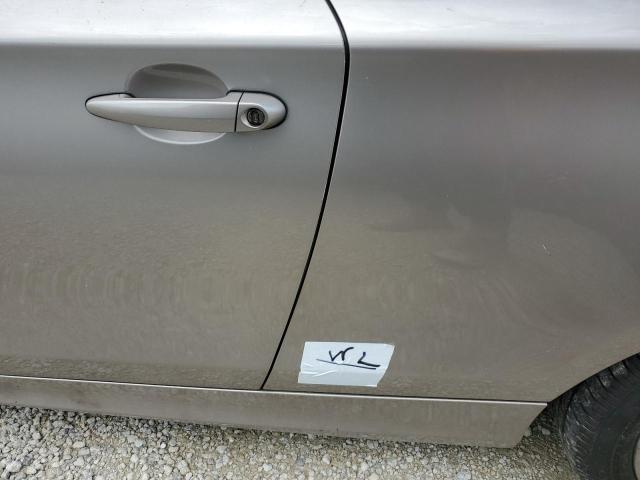 Photo 12 from auction – 2008 BMW 128 I with VIN WBAUL73518VJ73997