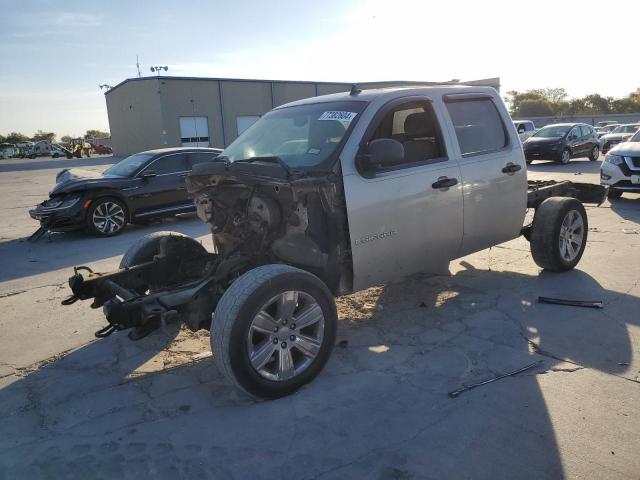 GMC NEW SIERRA 2007 with VIN 3GTEC13C67G510688 - Photo from auction