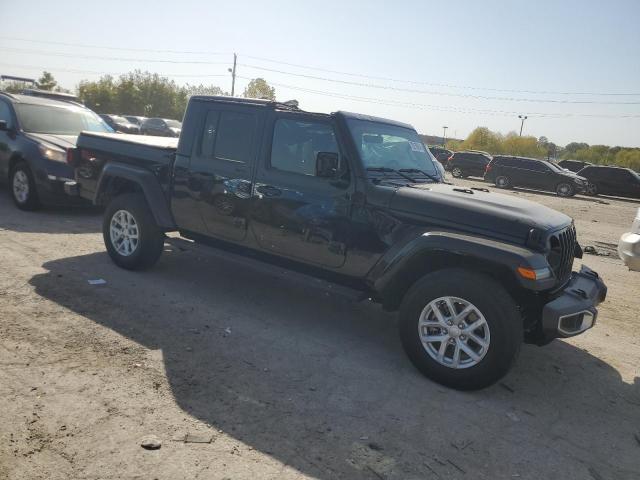 Фото 4 с аукциона – 2023 JEEP GLADIATOR с VIN 1C6HJTAG3PL546580