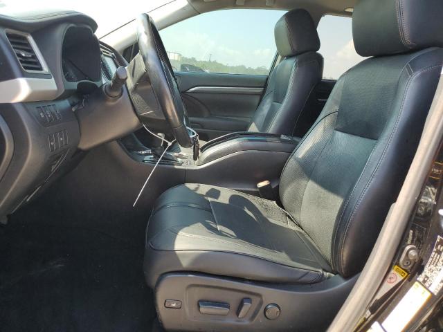 Photo 7 from auction – 2017 TOYOTA HIGHLANDER with VIN 5TDYZRFH6HS212842
