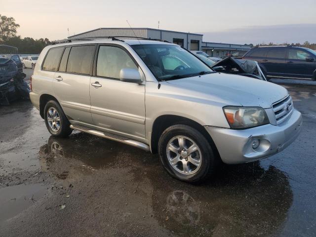 Photo 4 from auction – 2004 TOYOTA HIGHLANDER with VIN JTEDP21A840034916