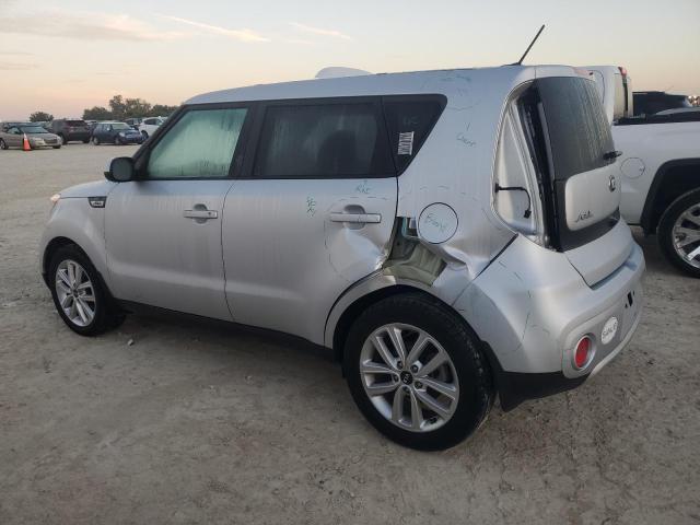 Photo 2 from auction – 2018 KIA SOUL + with VIN KNDJP3A55J7597389