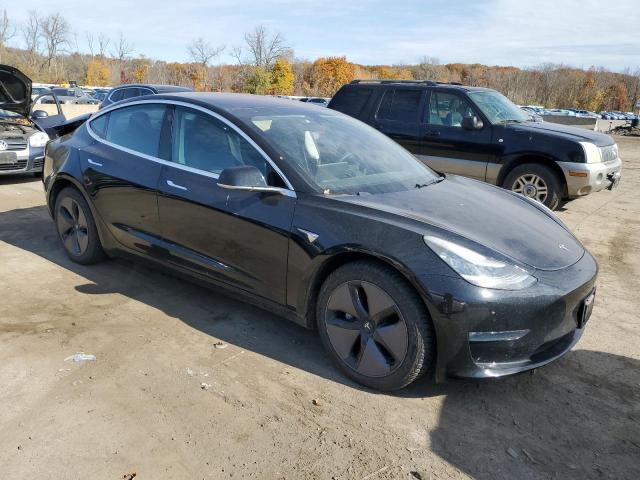 Photo 4 from auction – 2018 TESLA MODEL 3 with VIN 5YJ3E1EA1JF109026