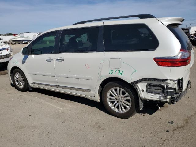 Photo 2 from auction – 2015 TOYOTA SIENNA XLE with VIN 5TDYK3DC1FS666793