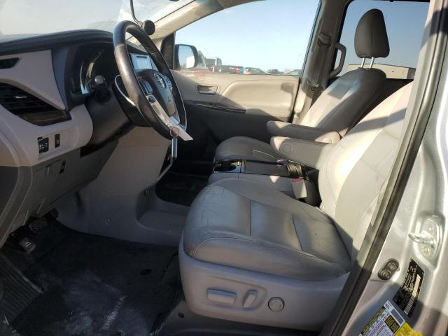 Photo 7 from auction – 2016 TOYOTA SIENNA XLE with VIN 5TDYK3DC6GS749833
