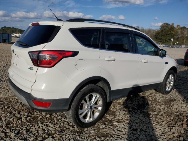 Photo 3 from auction – 2017 FORD ESCAPE SE with VIN 1FMCU0GD7HUE22504