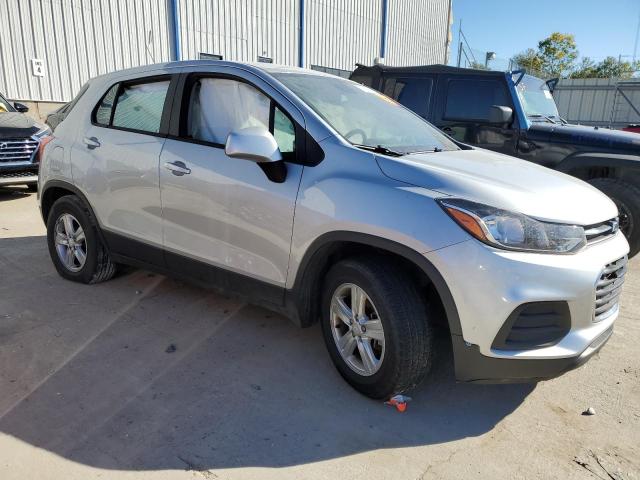Photo 4 from auction – 2019 CHEVROLET TRAX LS with VIN 3GNCJKSB5KL406003