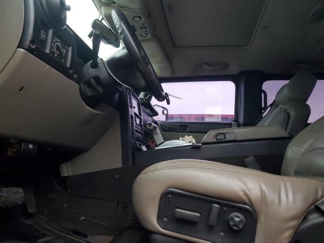 Photo 7 from auction – 2006 HUMMER H2 SUT with VIN 5GRGN22U06H117601