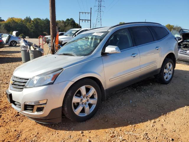 CHEVROLET TRAVERSE L 2017 with VIN 1GNKVGKD2HJ264823 - Photo from auction