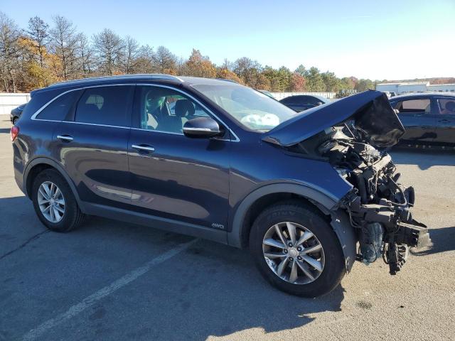 Photo 4 from auction – 2016 KIA SORENTO LX with VIN 5XYPGDA33GG164261