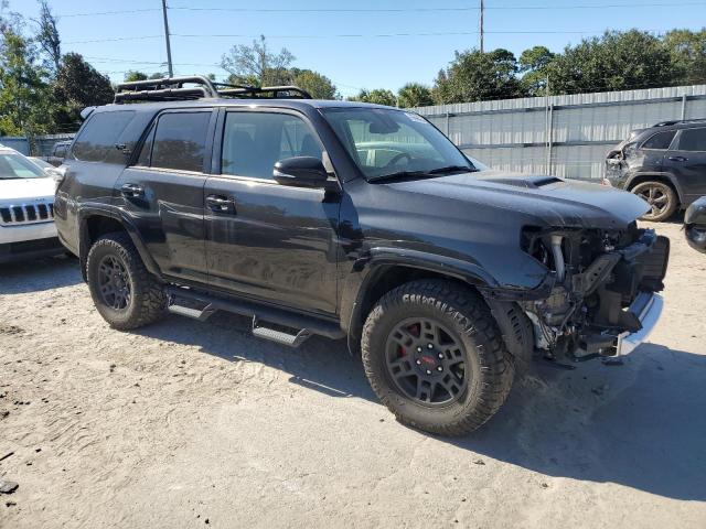 Photo 4 from auction – 2022 TOYOTA 4RUNNER SR with VIN JTERU5JR2N5983355