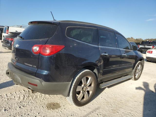 Photo 3 from auction – 2012 CHEVROLET TRAVERSE L with VIN 1GNKRLED0CJ294789