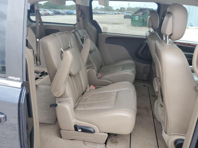 Photo 11 from auction – 2013 CHRYSLER TOWN & COU with VIN 2C4RC1BG4DR621655