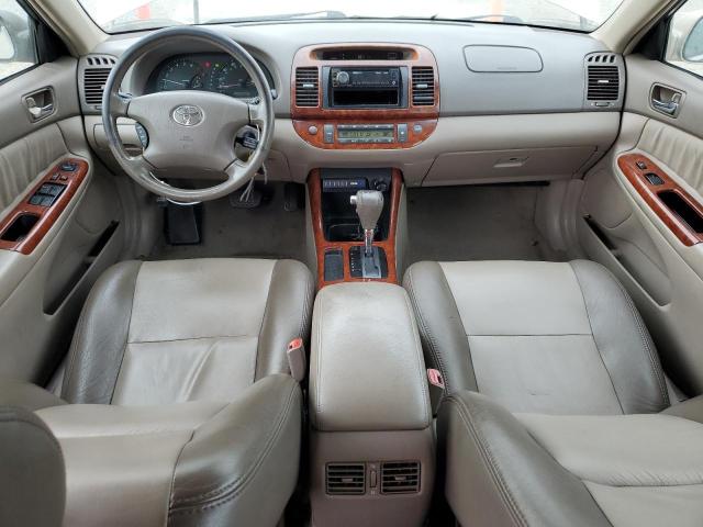 Photo 8 from auction – 2004 TOYOTA CAMRY LE with VIN 4T1BF32KX4U577412
