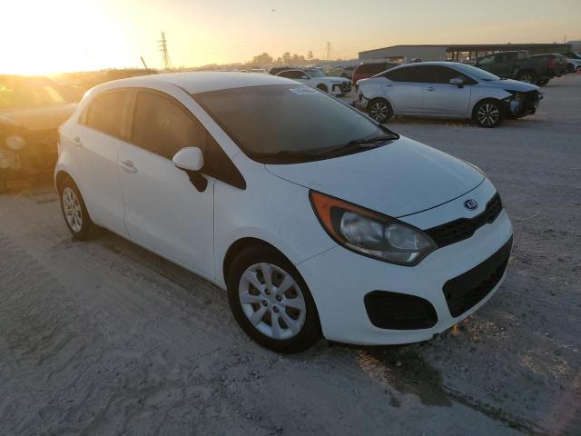 Foto 4 de la subasta – 2015 KIA RIO LX con VIN KNADM5A39F6446212