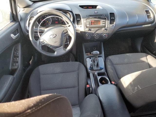 Photo 8 from auction – 2017 KIA FORTE LX with VIN 3KPFK4A72HE028330