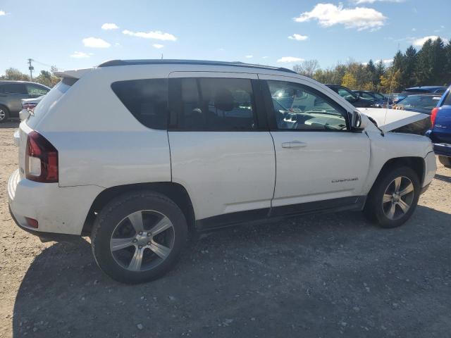 Photo 3 from auction – 2017 JEEP COMPASS LA with VIN 1C4NJDEB3HD193706