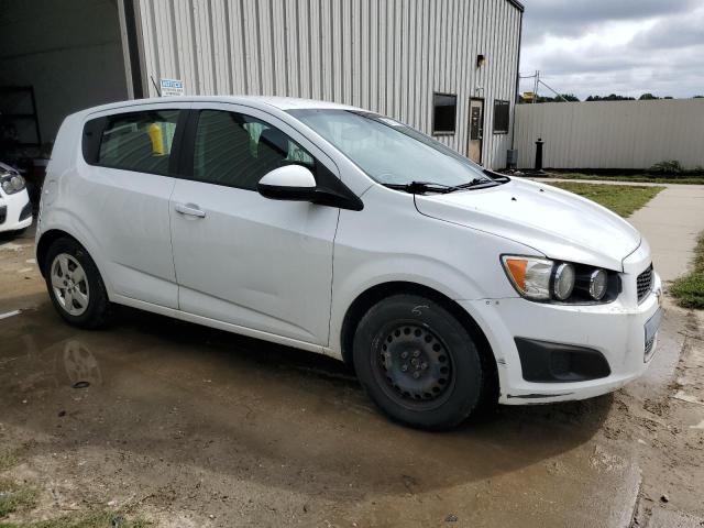 Photo 4 from auction – 2015 CHEVROLET SONIC LS with VIN 1G1JA6SG5F4109644