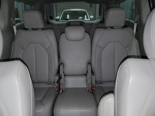 Photo 10 from auction – 2017 CHRYSLER PACIFICA T with VIN 2C4RC1BGXHR654293
