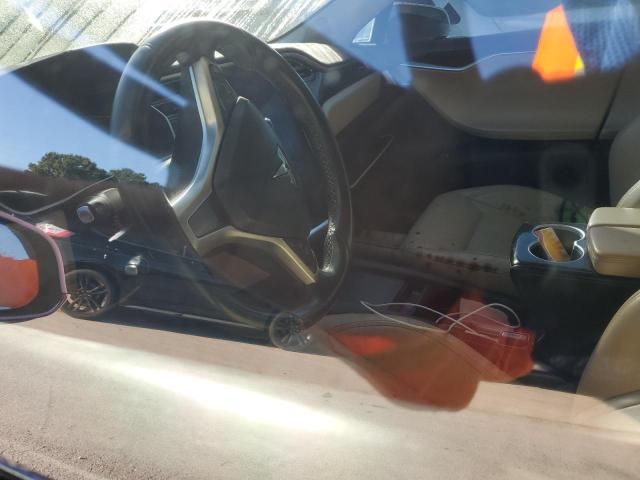 Снимка 9 от търг – 2015 TESLA MODEL S с VIN 5YJSA1E13FF113982