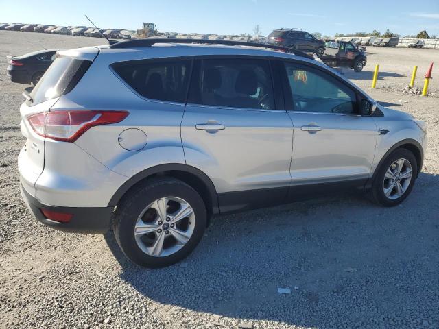 Photo 3 from auction – 2016 FORD ESCAPE SE with VIN 1FMCU0GX5GUA07514