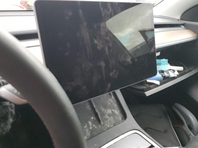 Photo 9 from auction – 2022 TESLA MODEL Y with VIN 7SAYGDEE9NF460196