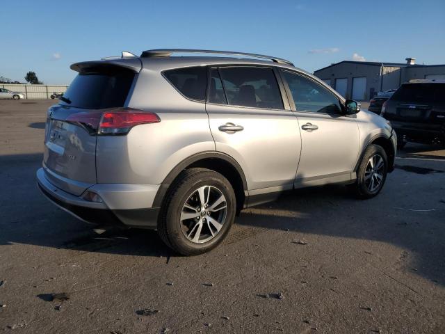 Photo 3 from auction – 2017 TOYOTA RAV4 XLE with VIN 2T3WFREV6HW398887