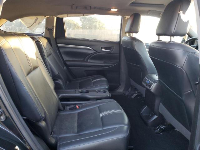 Photo 11 from auction – 2017 TOYOTA HIGHLANDER with VIN 5TDJZRFH6HS471011