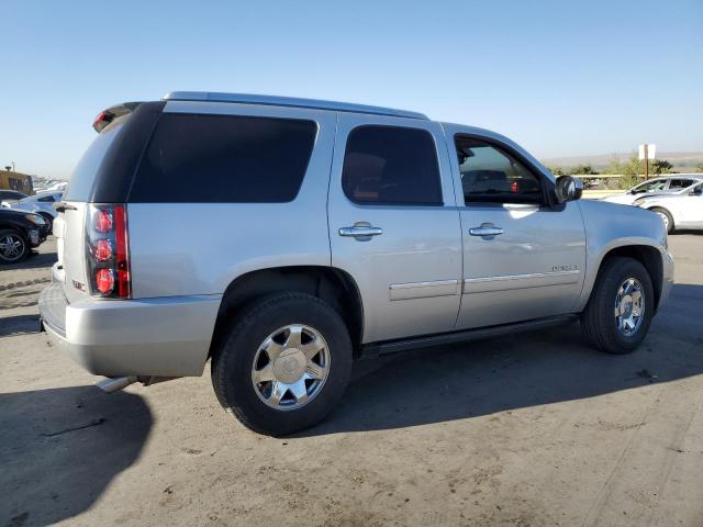 Photo 3 from auction – 2010 GMC YUKON DENA with VIN 1GKUKEEF8AR170422