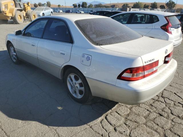 Photo 2 from auction – 2000 LEXUS ES 300 with VIN JT8BF28G0Y5101556