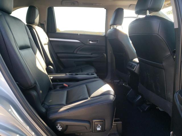 Photo 11 from auction – 2019 TOYOTA HIGHLANDER with VIN 5TDJZRFH7KS628410