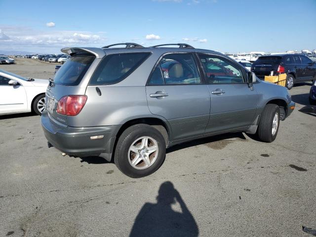 Photo 3 from auction – 2000 LEXUS RX 300 with VIN JT6HF10U6Y0136792