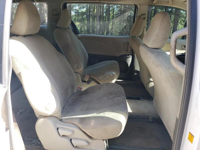 Photo 10 from auction – 2011 TOYOTA SIENNA with VIN 5TDZK3DCXBS156487