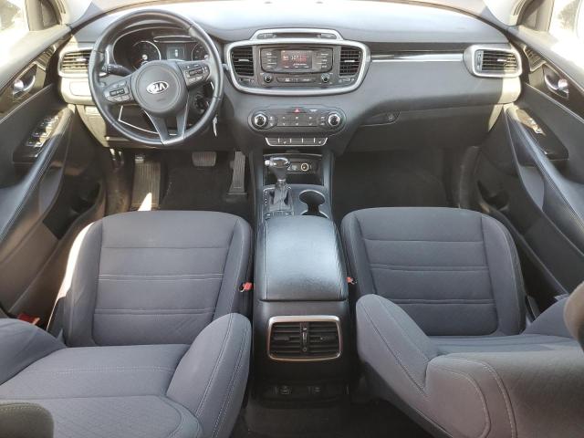 Photo 8 from auction – 2016 KIA SORENTO LX with VIN 5XYPG4A35GG020064