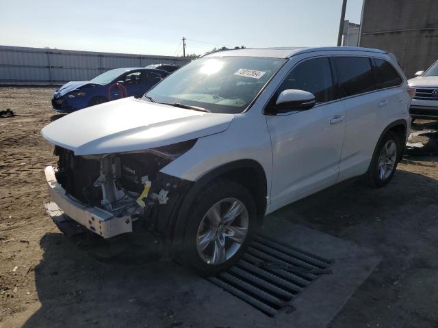 TOYOTA HIGHLANDER 2014 with VIN 5TDDKRFH0ES038197 - Photo from auction