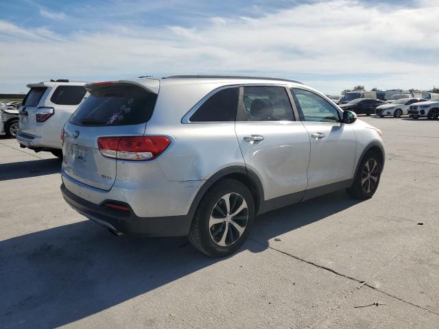 Photo 3 from auction – 2016 KIA SORENTO EX with VIN 5XYPH4A59GG159225
