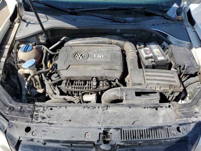Photo 11 from auction – 2015 VOLKSWAGEN PASSAT SE with VIN 1VWBS7A33FC008148