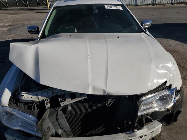 Photo 11 from auction – 2019 CHRYSLER 300 LIMITE with VIN 2C3CCAEG0KH634198
