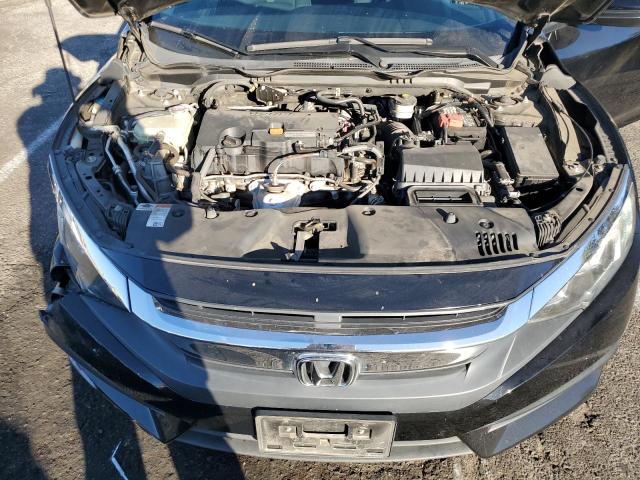 Photo 11 from auction – 2018 HONDA CIVIC LX with VIN 2HGFC2F59JH562767