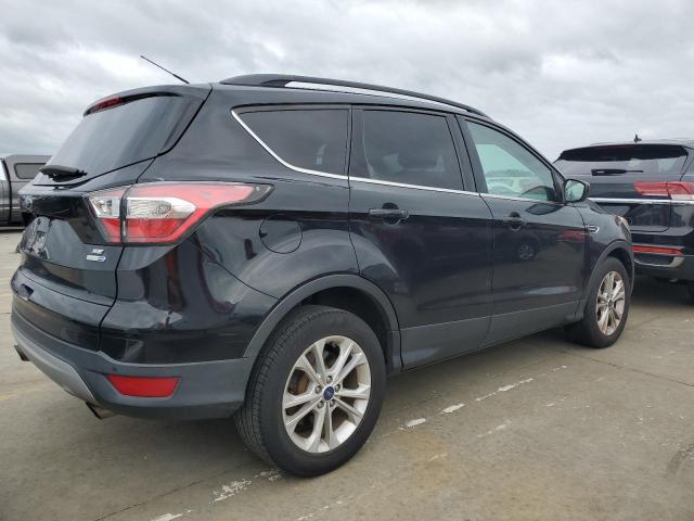 Photo 3 from auction – 2017 FORD ESCAPE SE with VIN 1FMCU9GD7HUB22465