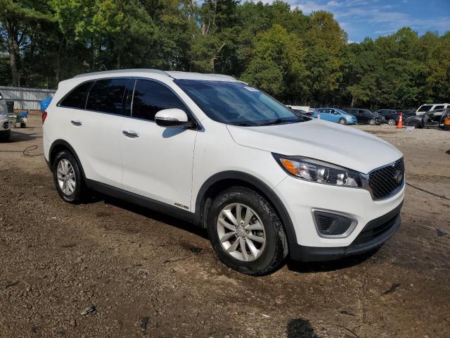 Photo 4 from auction – 2018 KIA SORENTO LX with VIN 5XYPGDA59JG394847